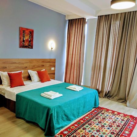 Hotel 5 Rooms Tbilisi ภายนอก รูปภาพ