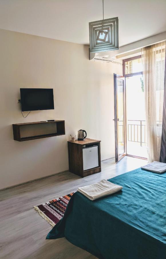 Hotel 5 Rooms Tbilisi ภายนอก รูปภาพ