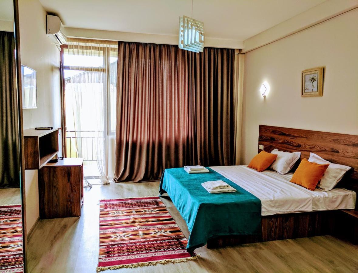Hotel 5 Rooms Tbilisi ภายนอก รูปภาพ