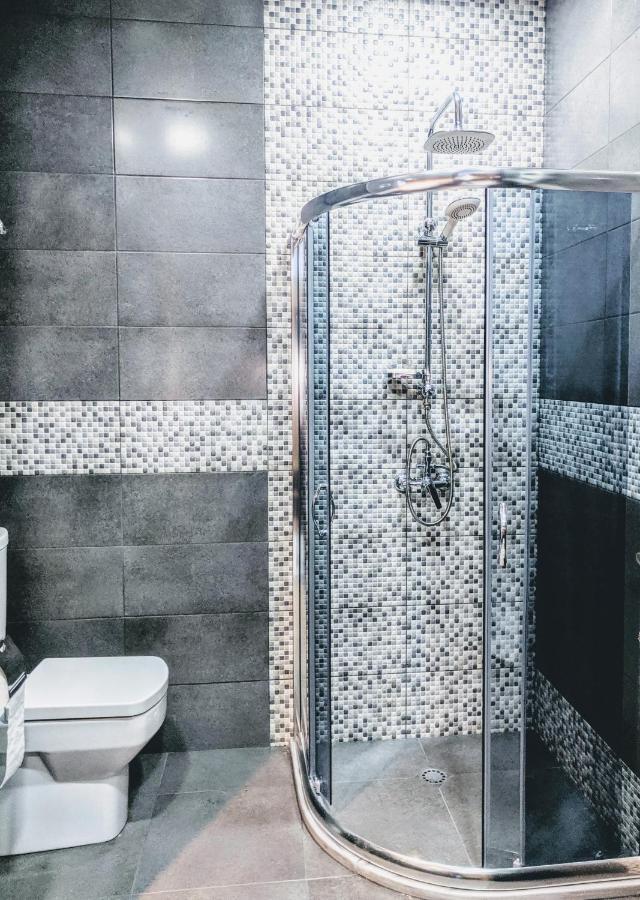 Hotel 5 Rooms Tbilisi ภายนอก รูปภาพ